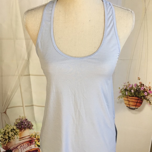 lululemon athletica Tops - NWT HCHA LULULEMON 105 SINGLET TANK -- Size 6 or 8
